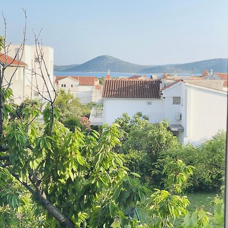 Apartment Udovicic Vodice Buitenkant foto