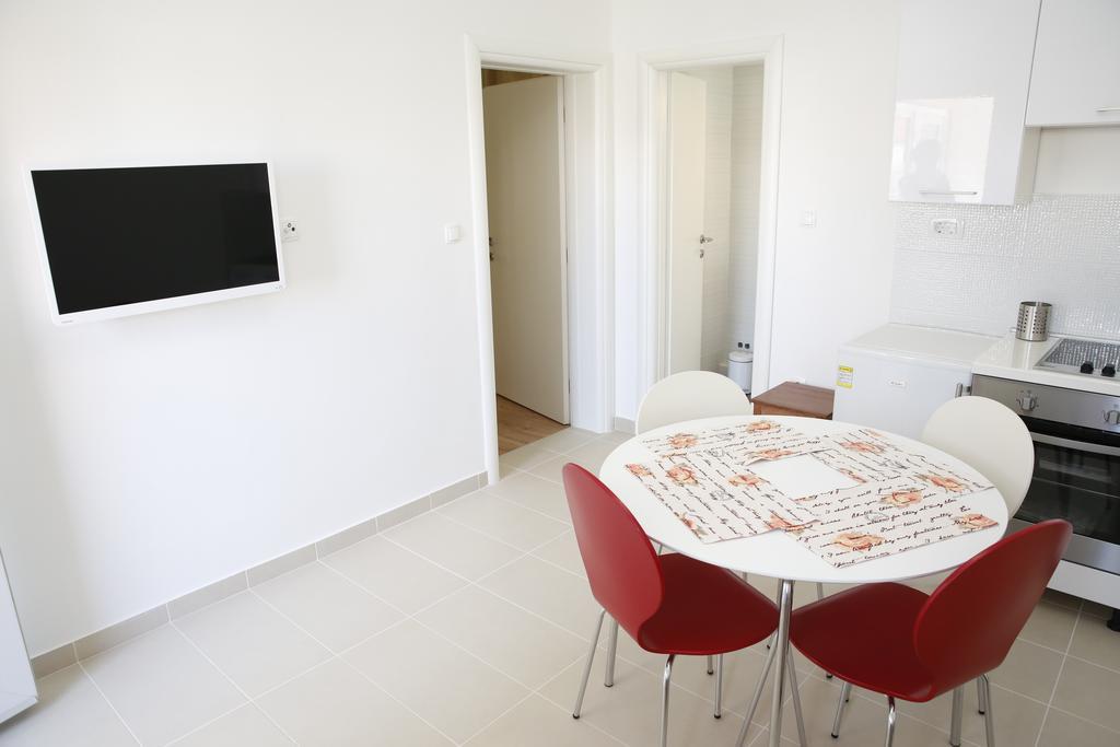 Apartment Udovicic Vodice Kamer foto