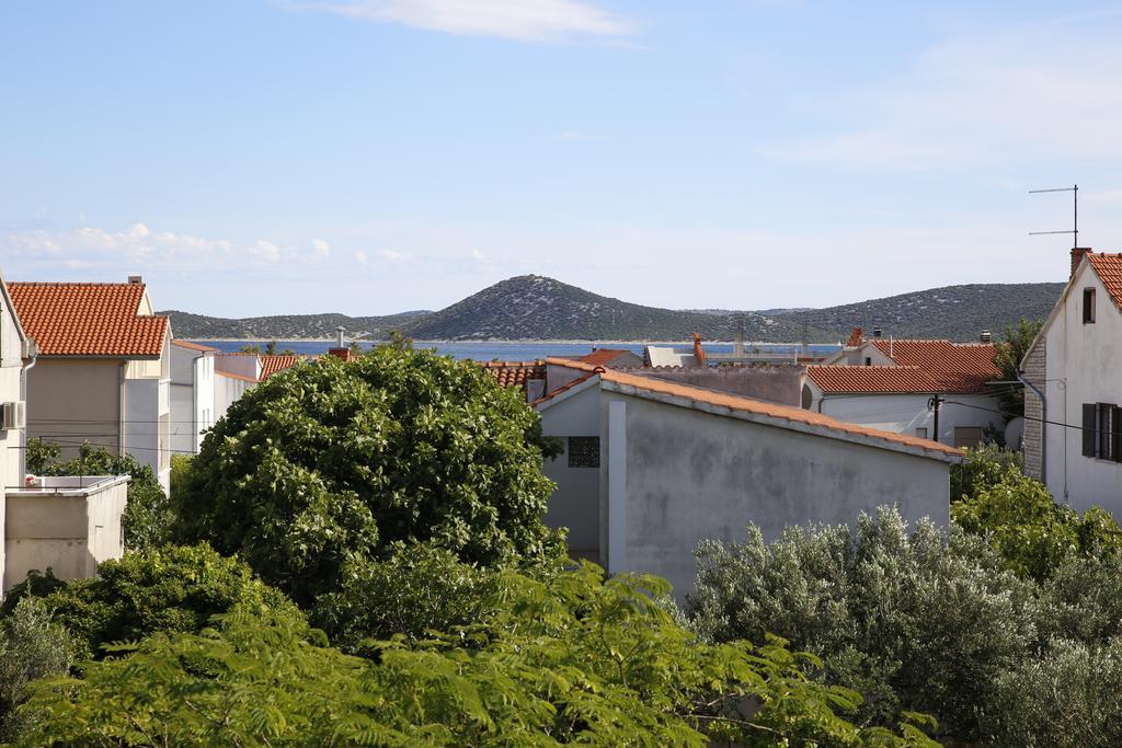 Apartment Udovicic Vodice Kamer foto