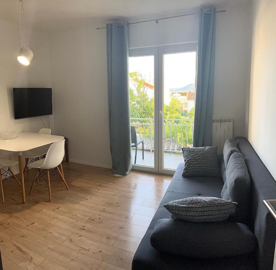 Apartment Udovicic Vodice Buitenkant foto